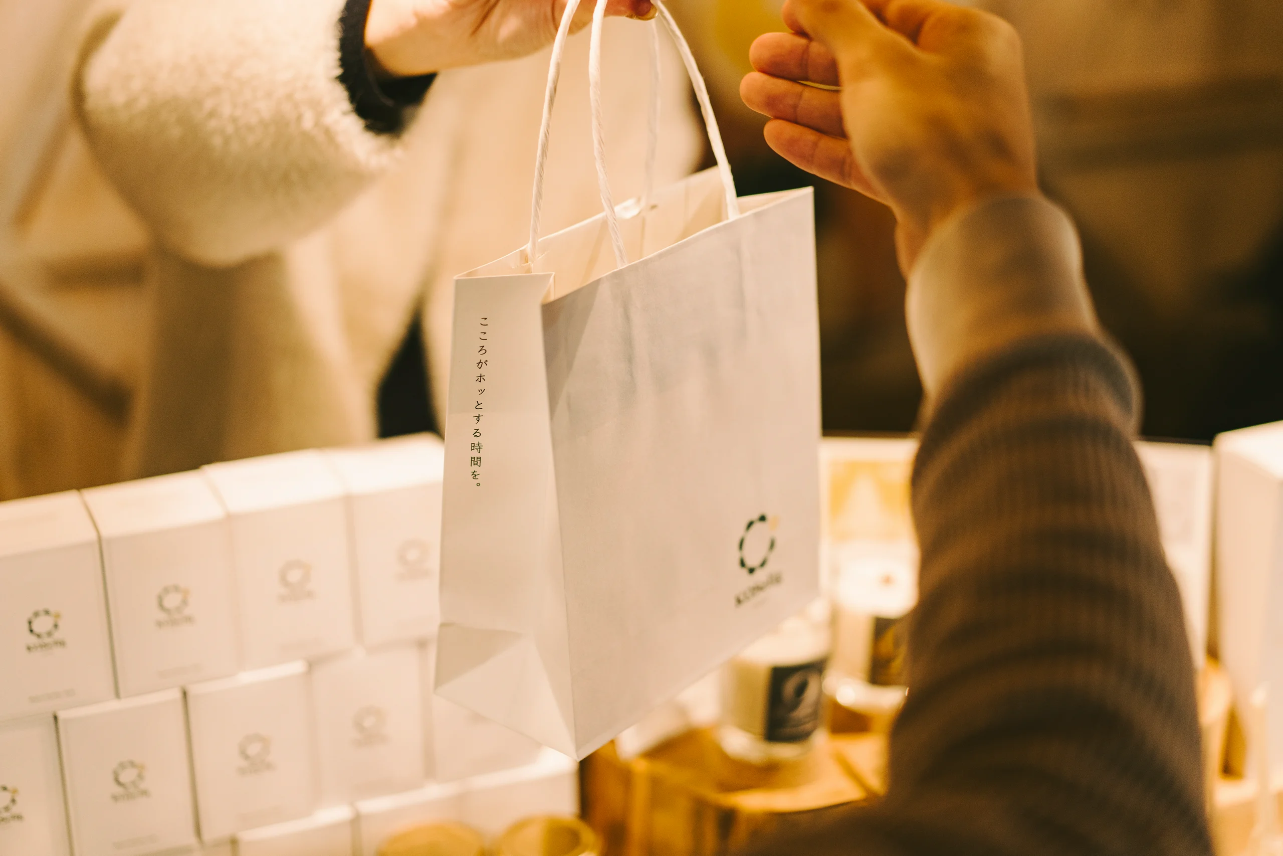 福岡発フレグランスブランドが運営するカフェ店舗でこころがホッとする時間を一緒に届けませんか？